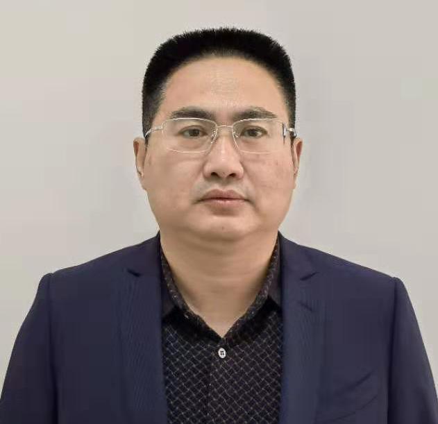 殷鹏